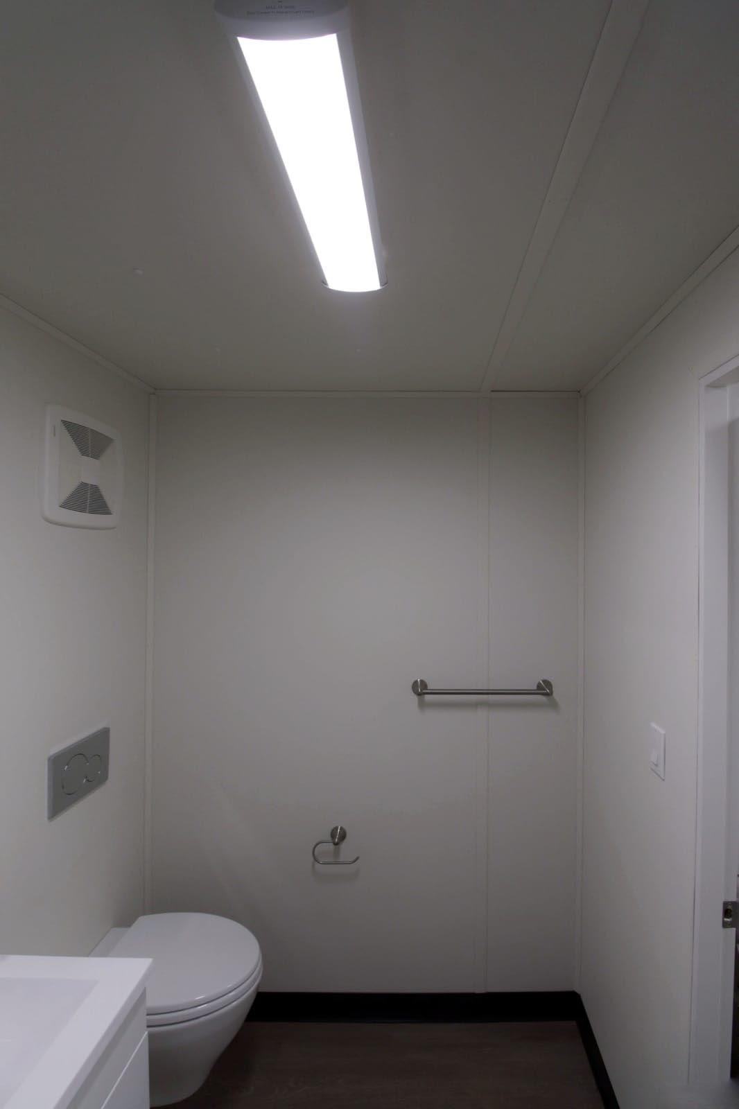 20′ Site office + Washroom - Container Holdings Pty Ltd