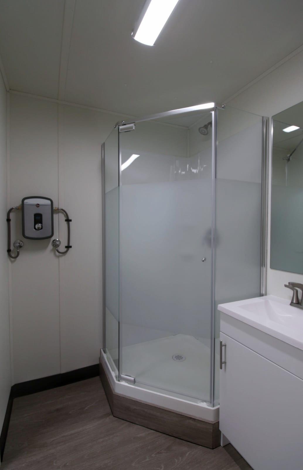 20′ Site office + Washroom - Container Holdings Pty Ltd