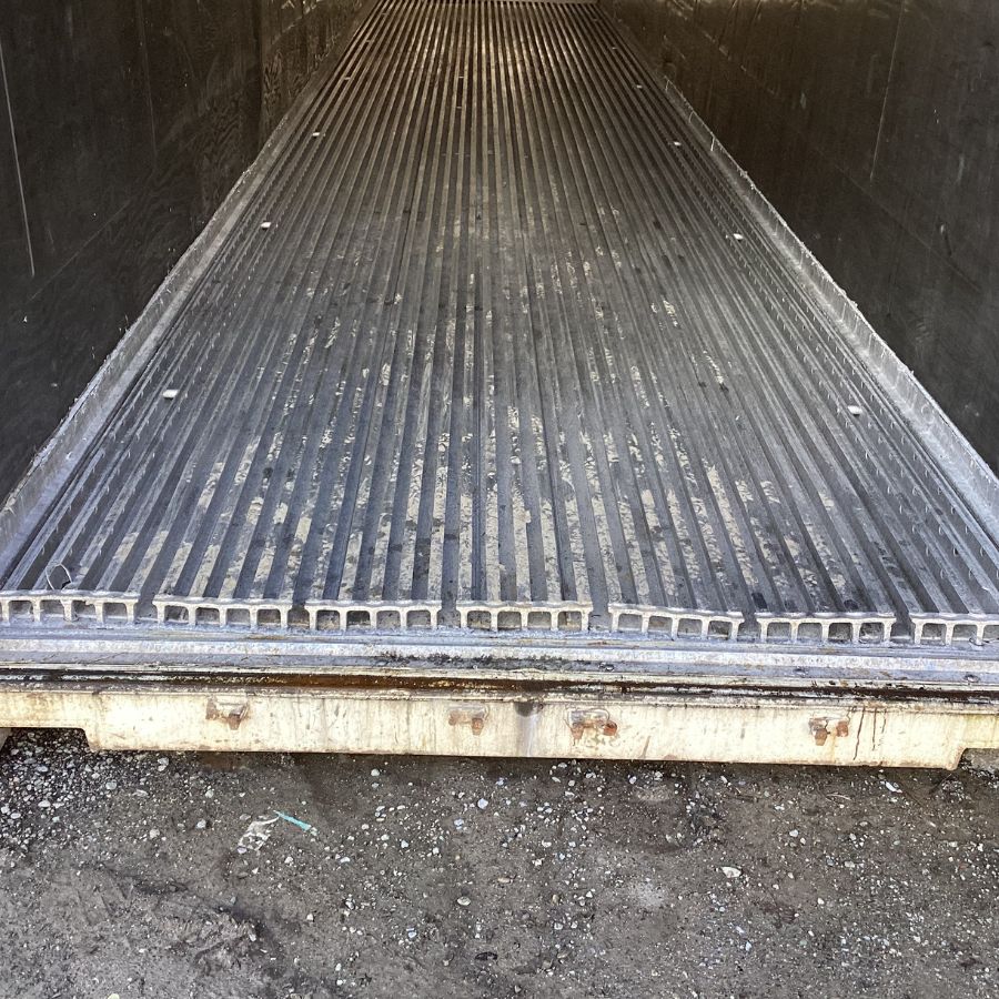 40’HC Non-Working Reefer (DMG) - Container Holdings Pty Ltd