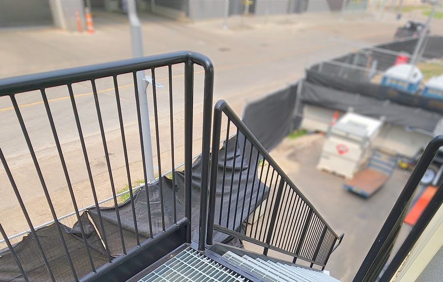 40’HC VIP Area with Patio for the Oilers - Container Holdings Pty Ltd