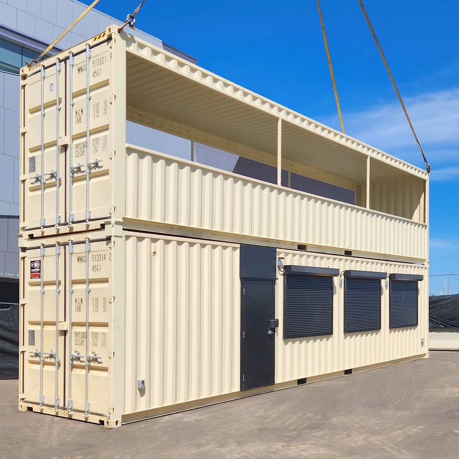 40’HC VIP Area with Patio for the Oilers - Container Holdings Pty Ltd